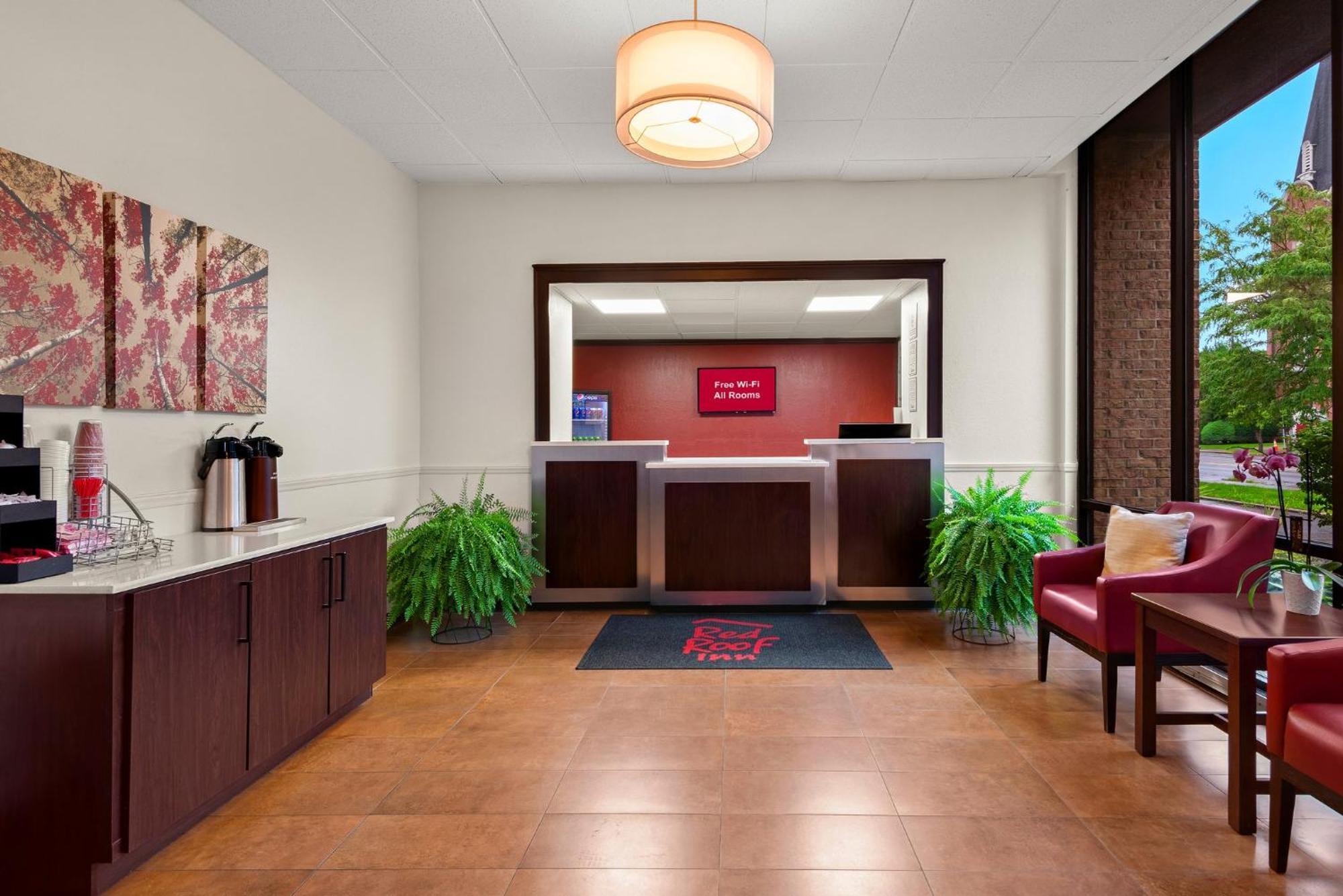 Red Roof Inn Norwich Экстерьер фото